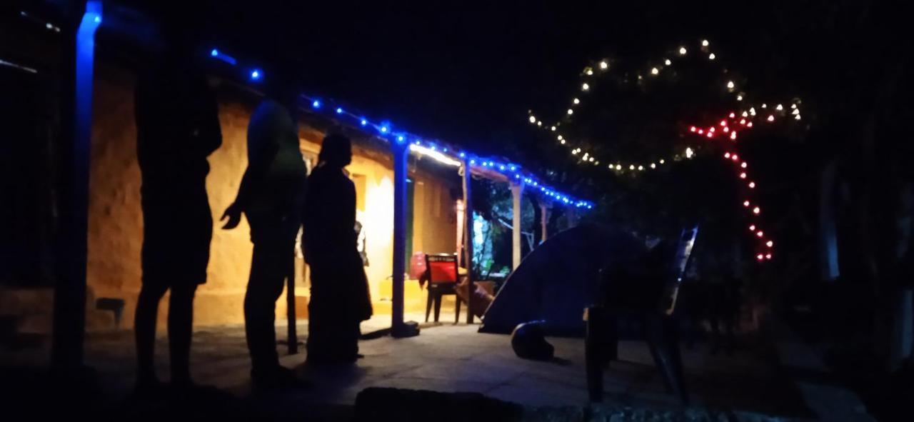 Drunken Monkey Camping Site Hotel Hampi Esterno foto